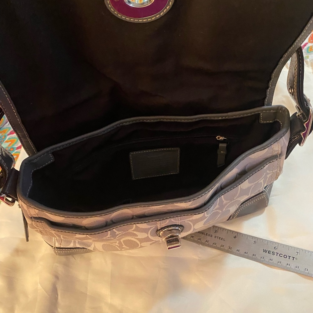 Coach Bag - Picture 7 of 8